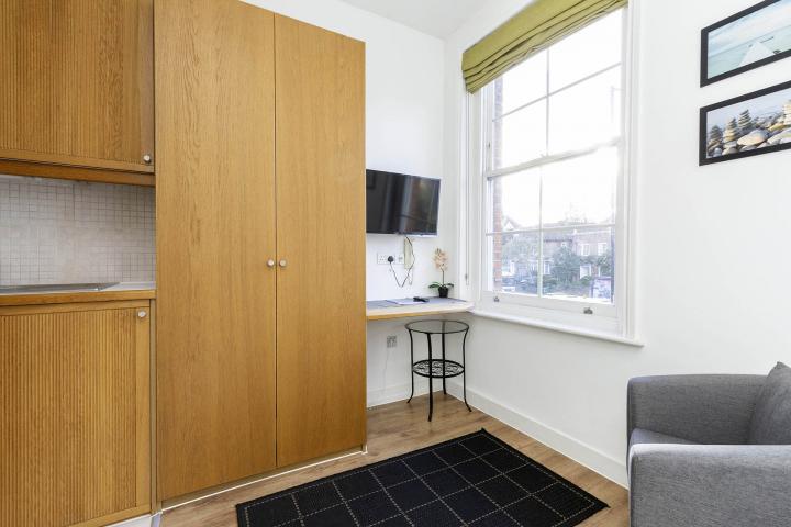Rent includes electricity, water and central heating Finchley Road, Hampstead
